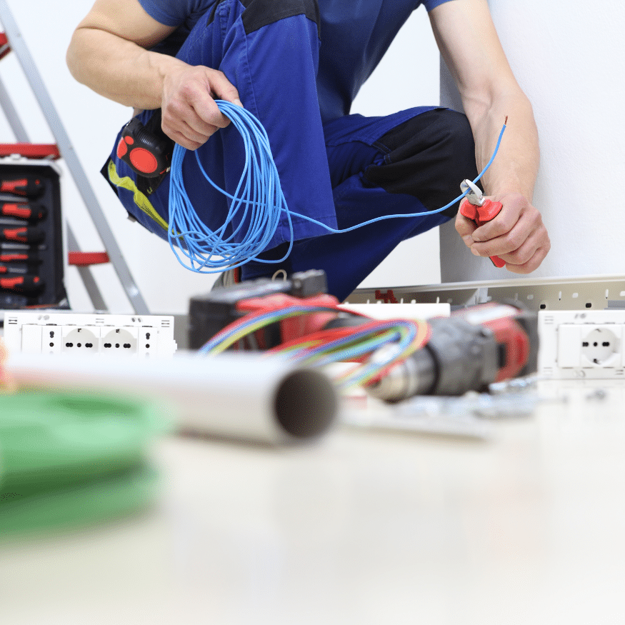 competence-intervention-maintenance-electricite-praxedo