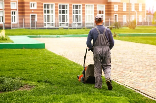 best-software-for-lawn-care-business
