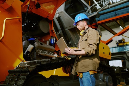 equipment-maintenance-scheduling